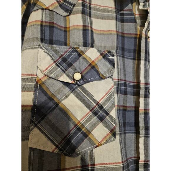 Wrangler Jeans Co. Red Long Sleeve Snap Button Plaid Shirt - Picture 3 of 6